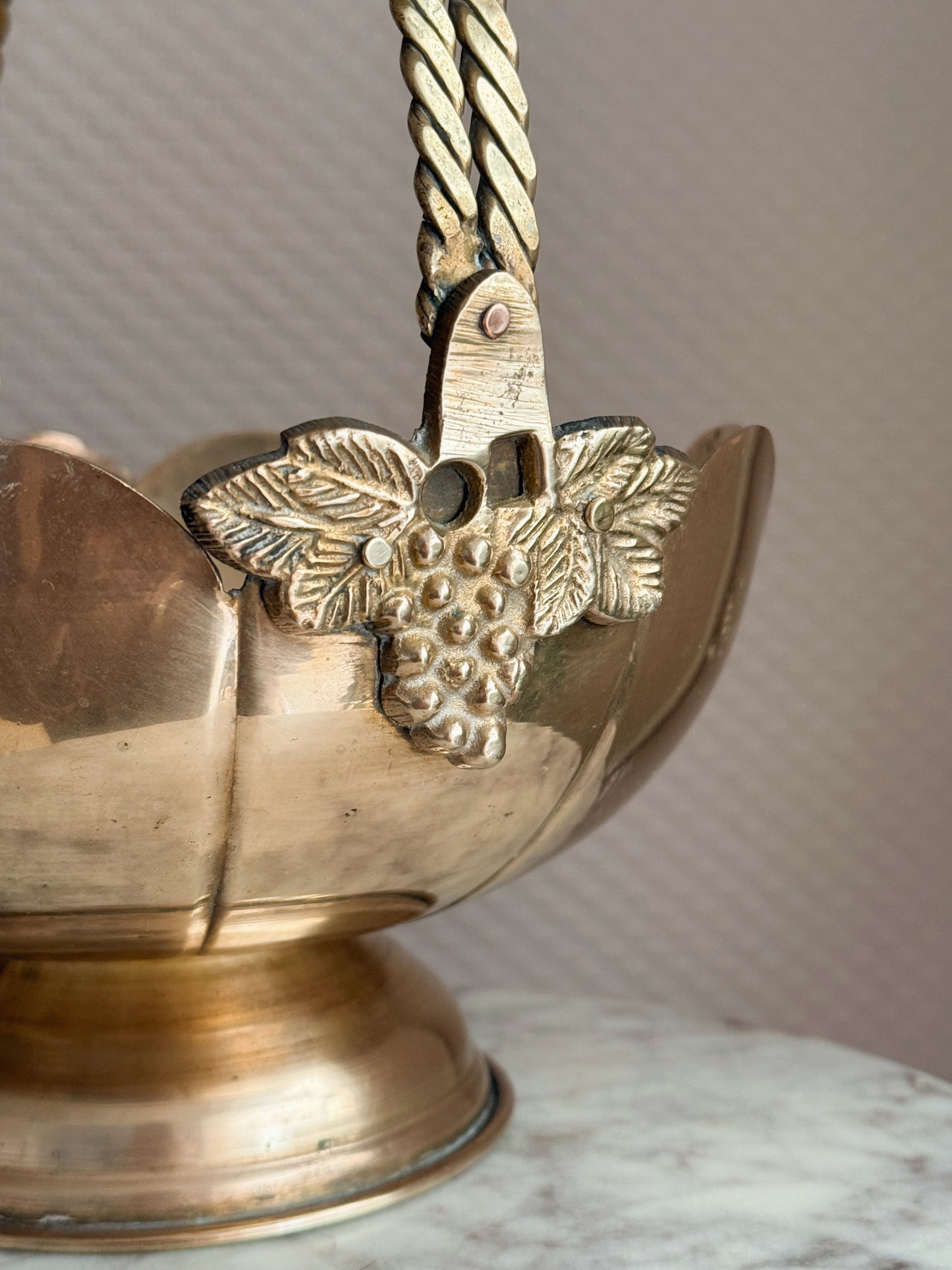 Vintage Large Brass Scallop Basket