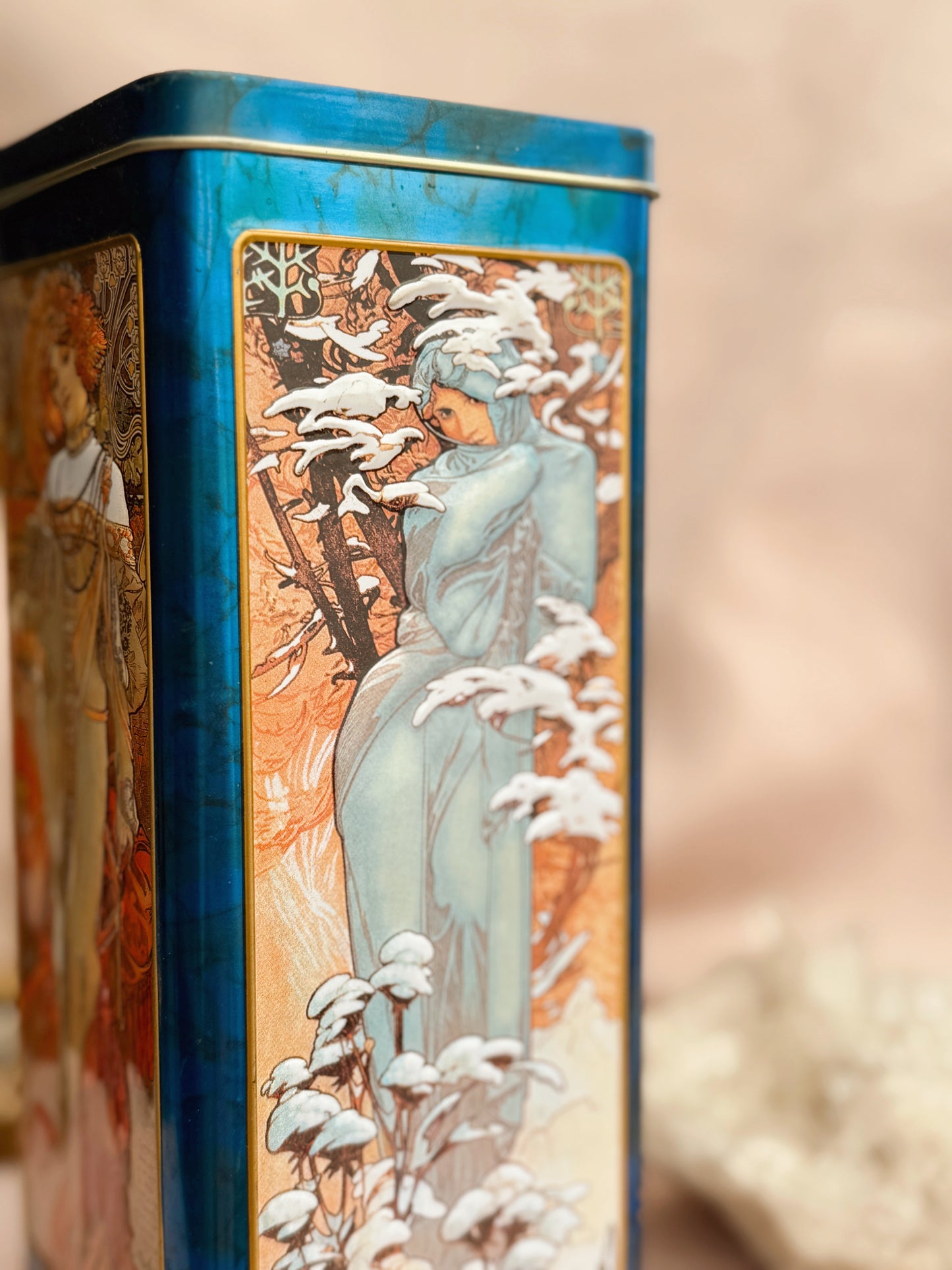 Vintage Mucha Tin