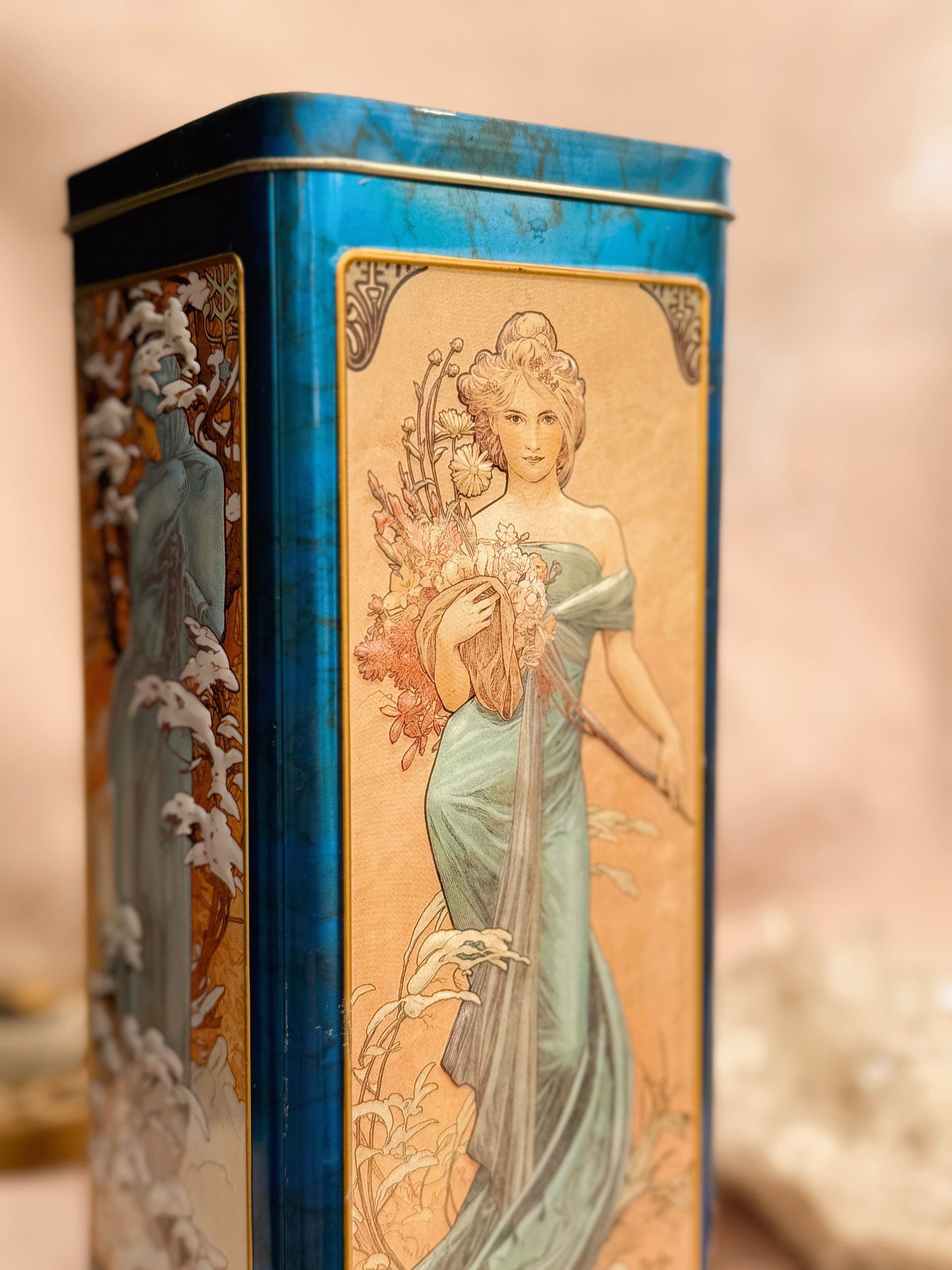 Vintage Mucha Tin