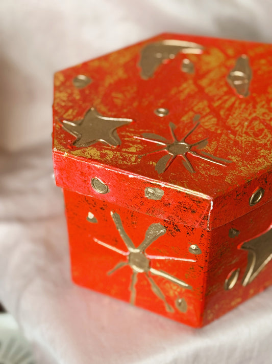 Vintage 90s Moon + Star Storage Box