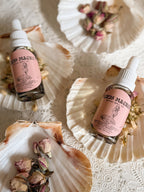 Venus' Magnet Ritual Spell Oil