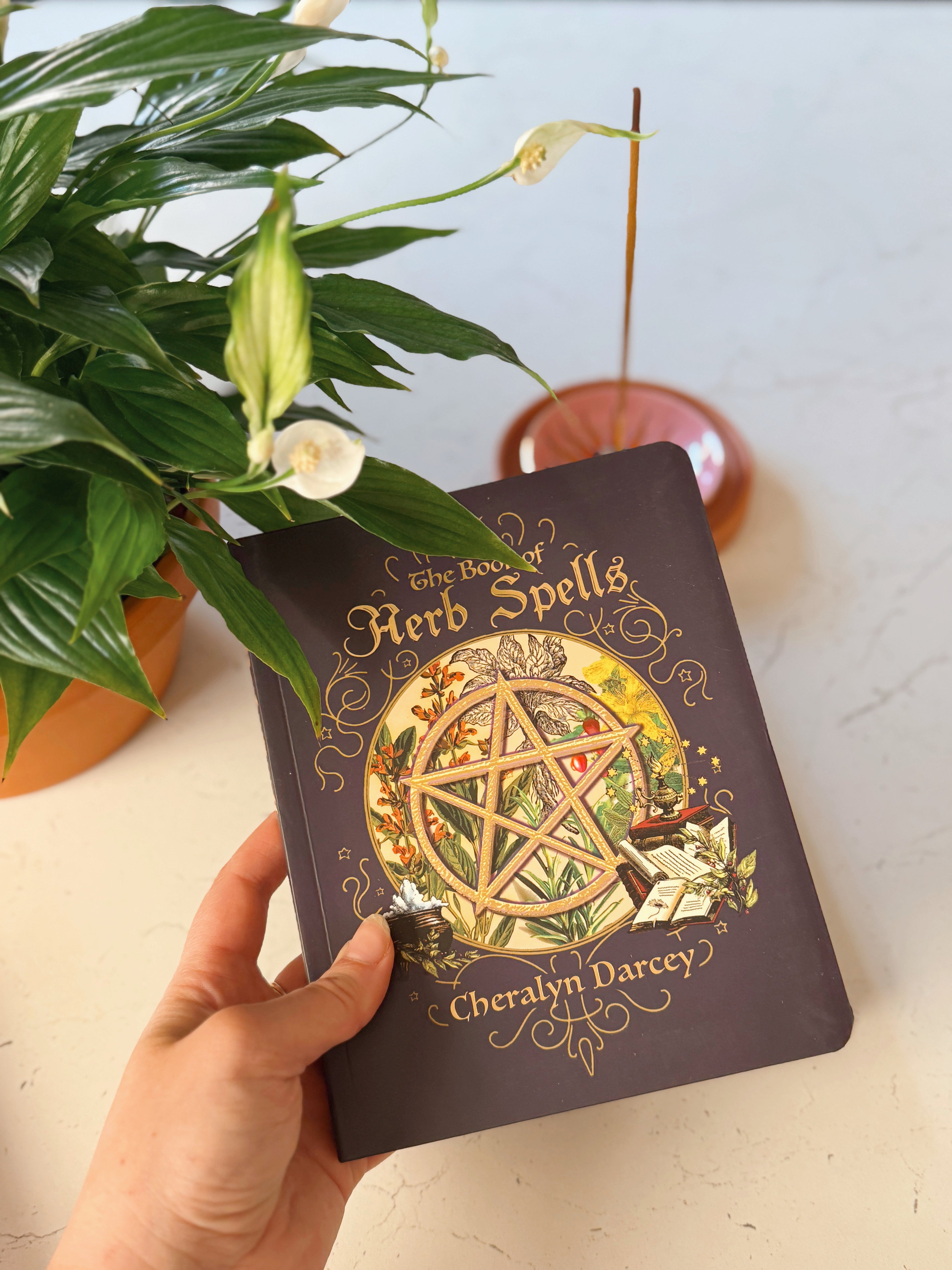 The Book Of Herb Spells | Cheralyn Darcey