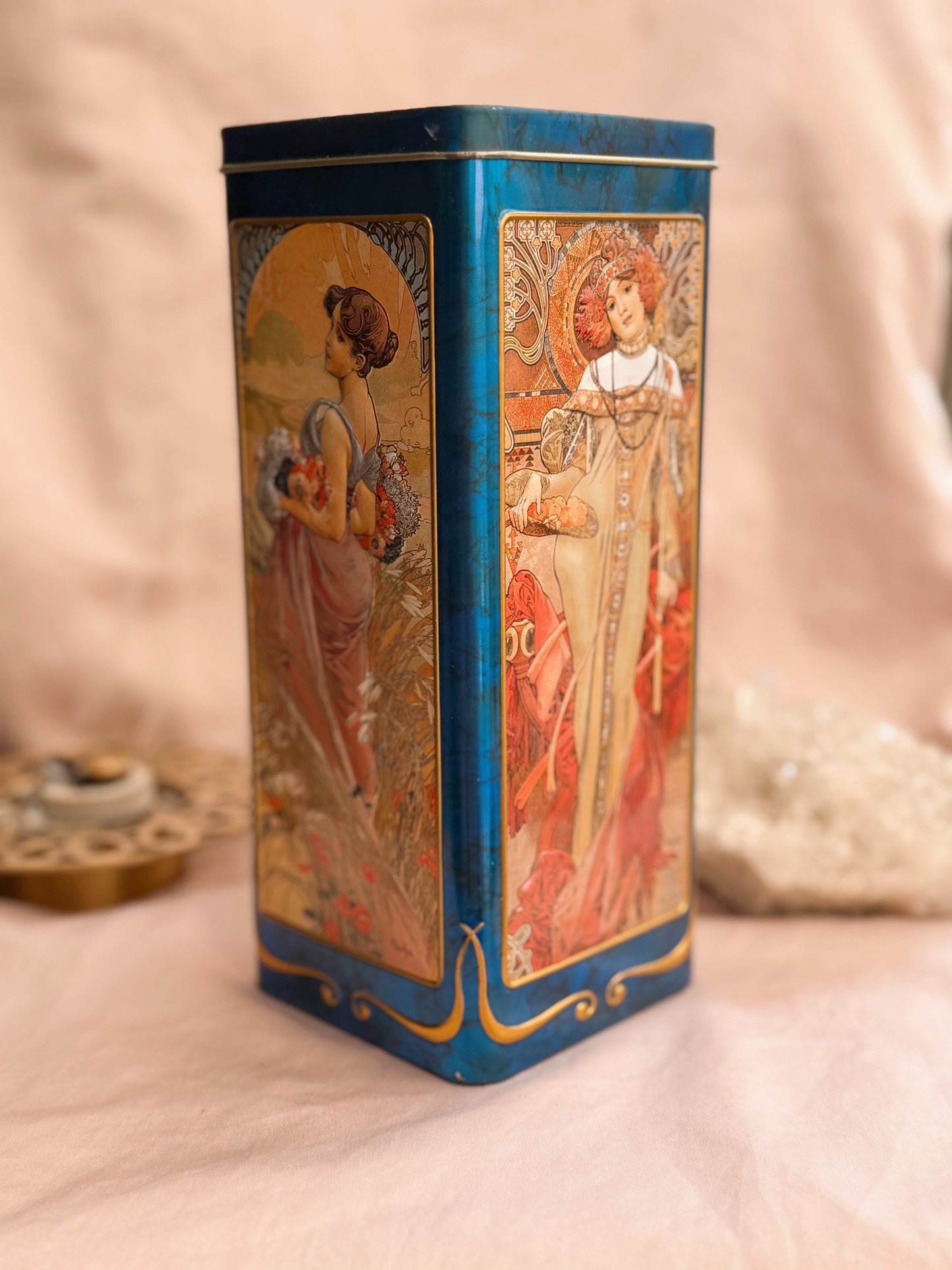 Vintage Mucha Tin