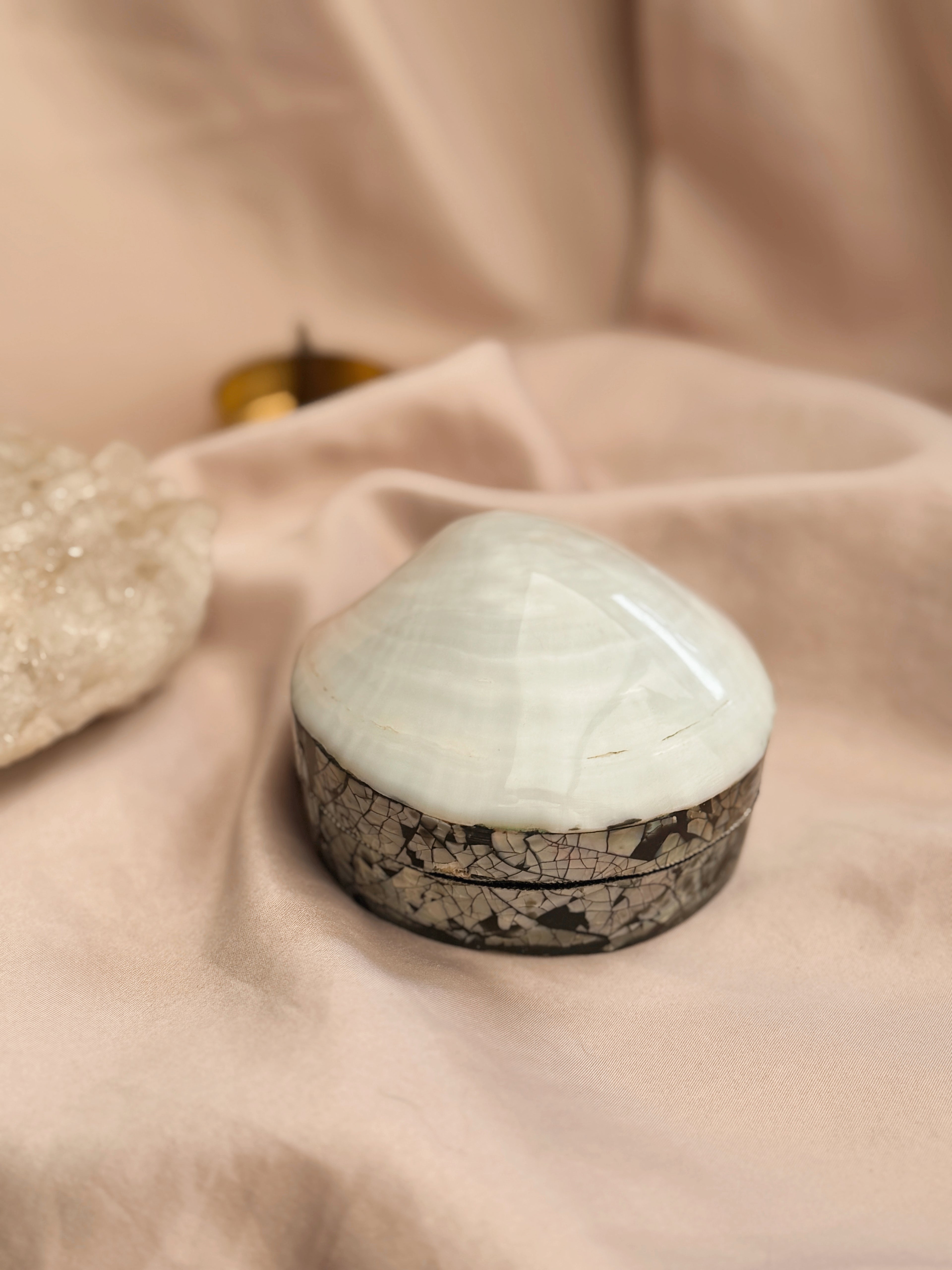 Vintage Shell Trinket Box