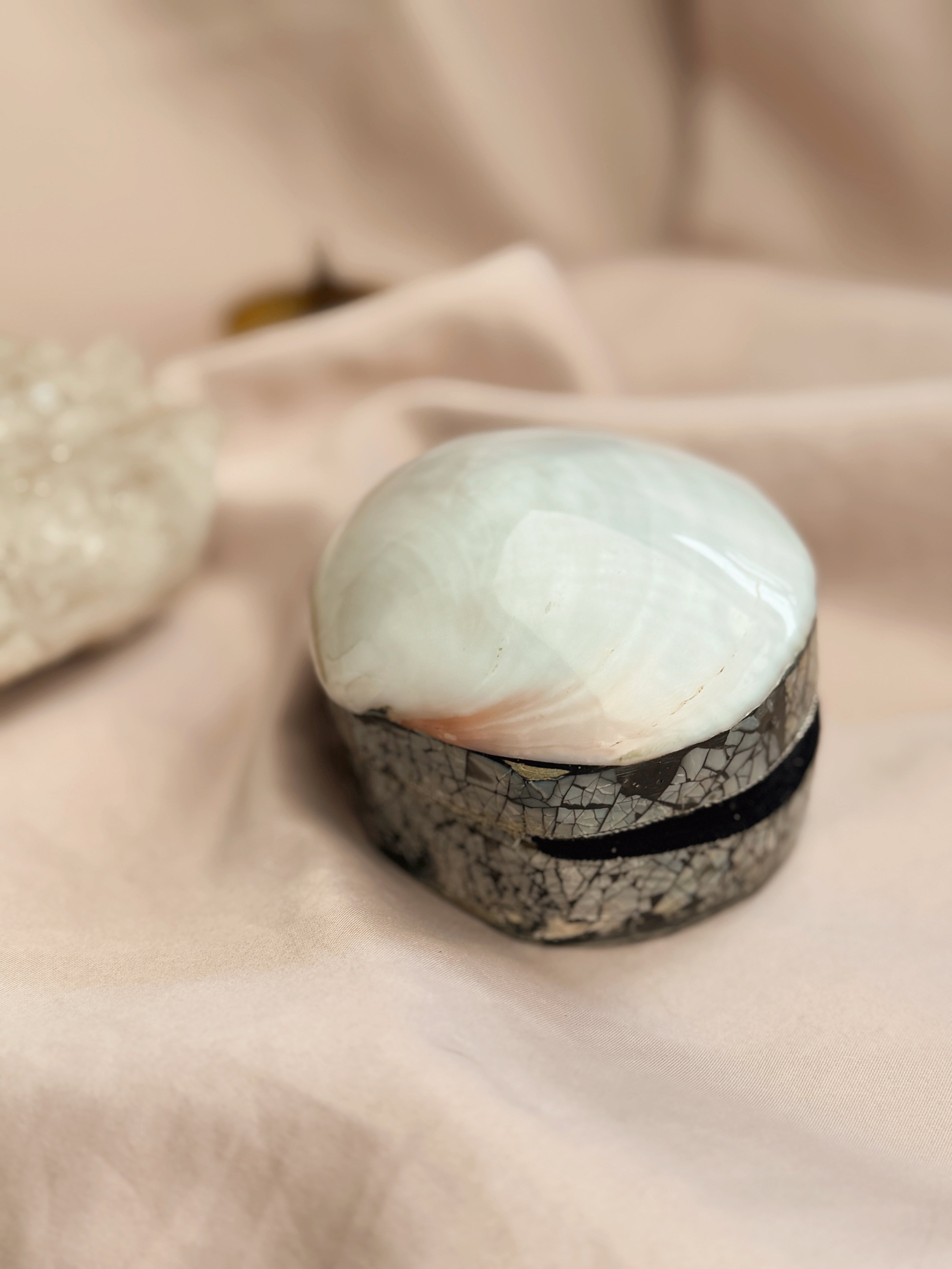 Vintage Shell Trinket Box