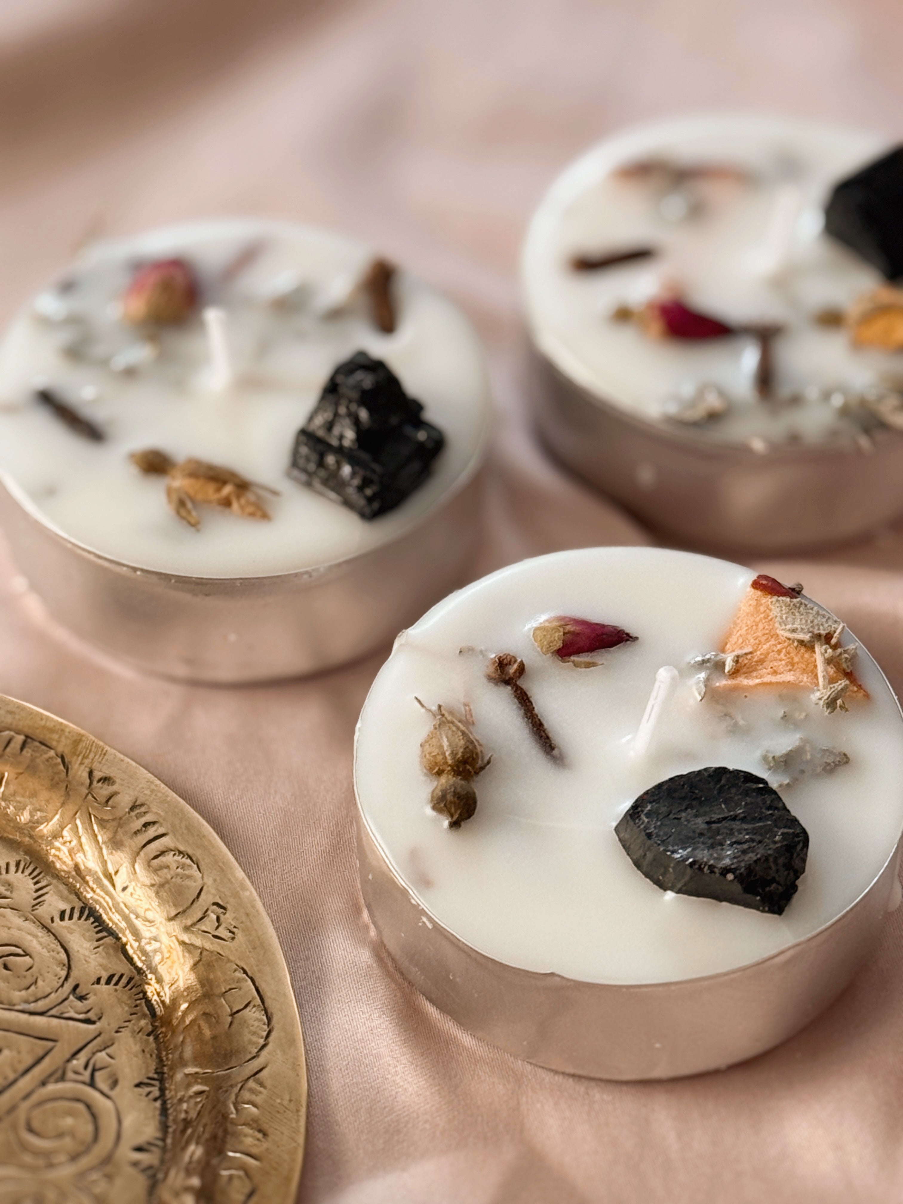 Autumn's Guard Protection Spell Tealight