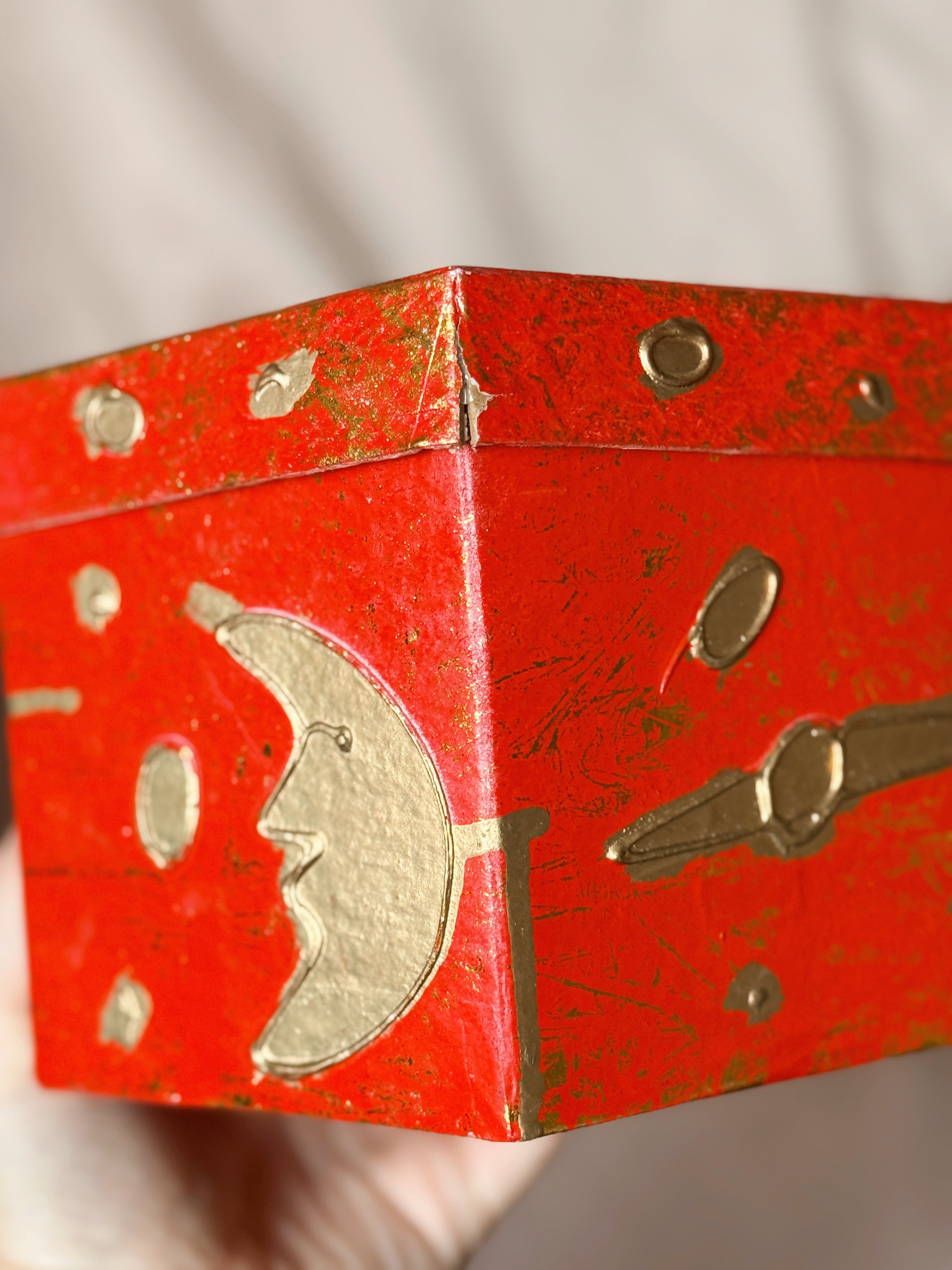 Vintage 90s Moon + Star Storage Box