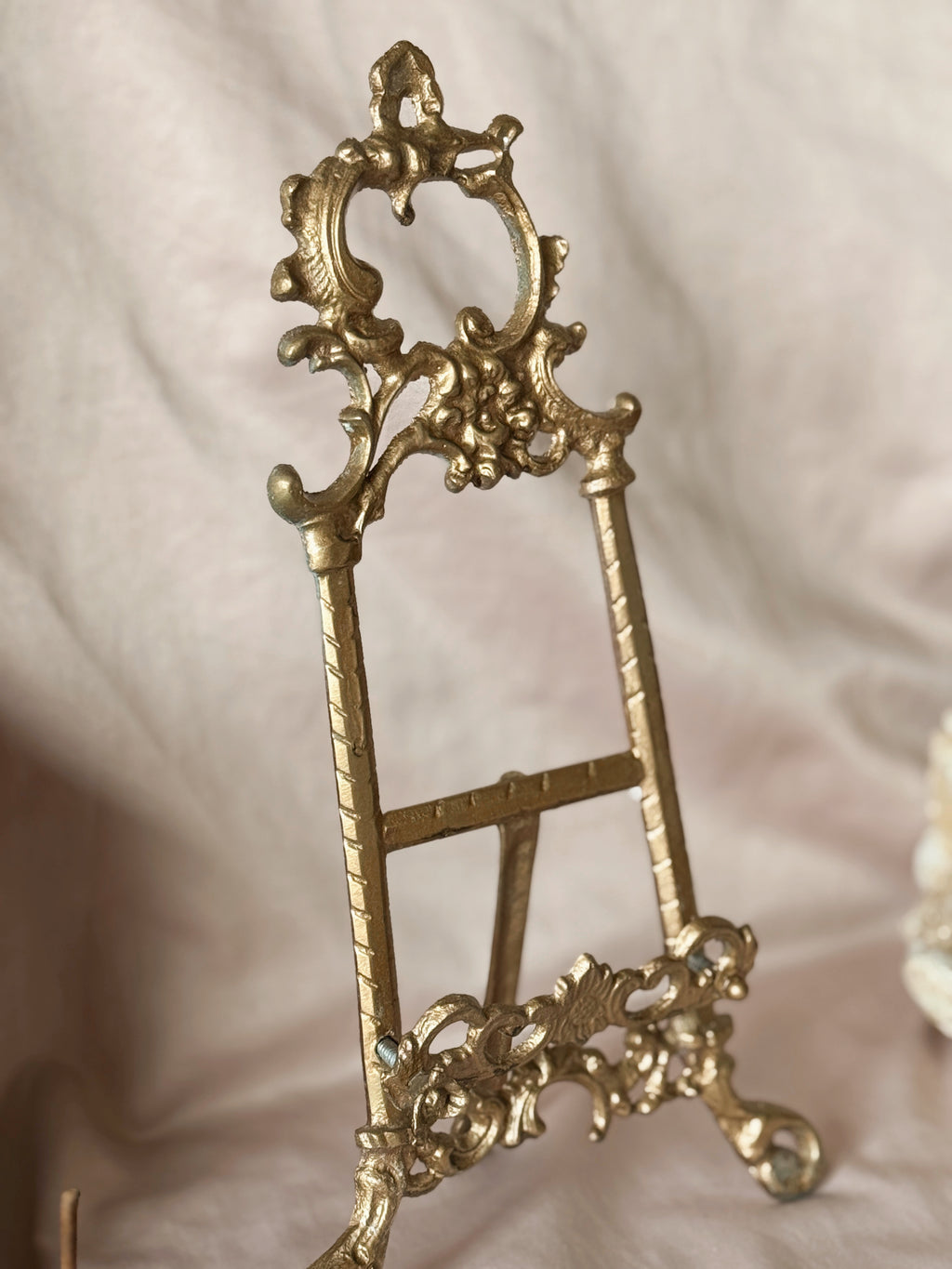 Vintage Brass Rococo Easel
