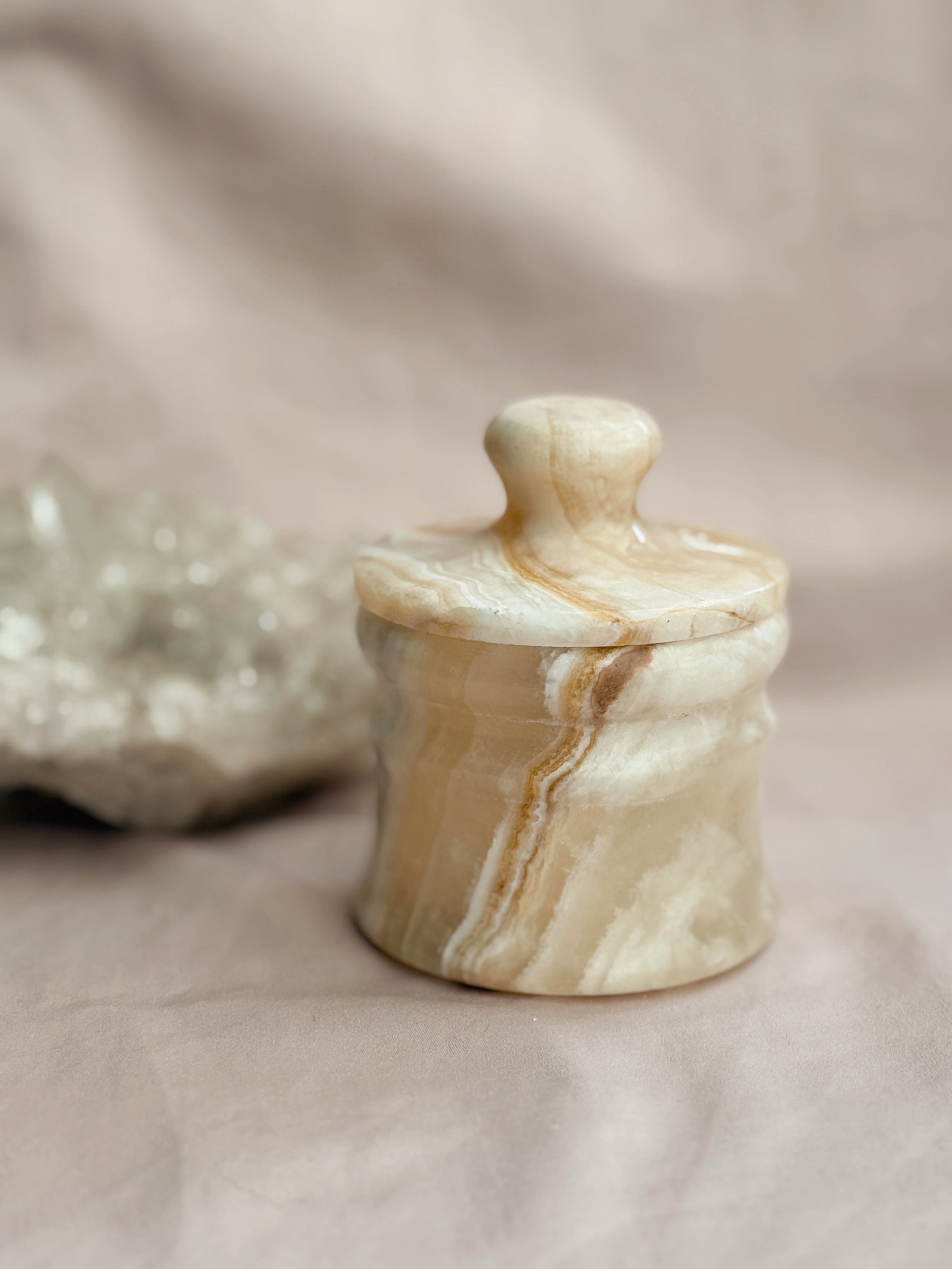 Vintage Onyx Trinket Pot