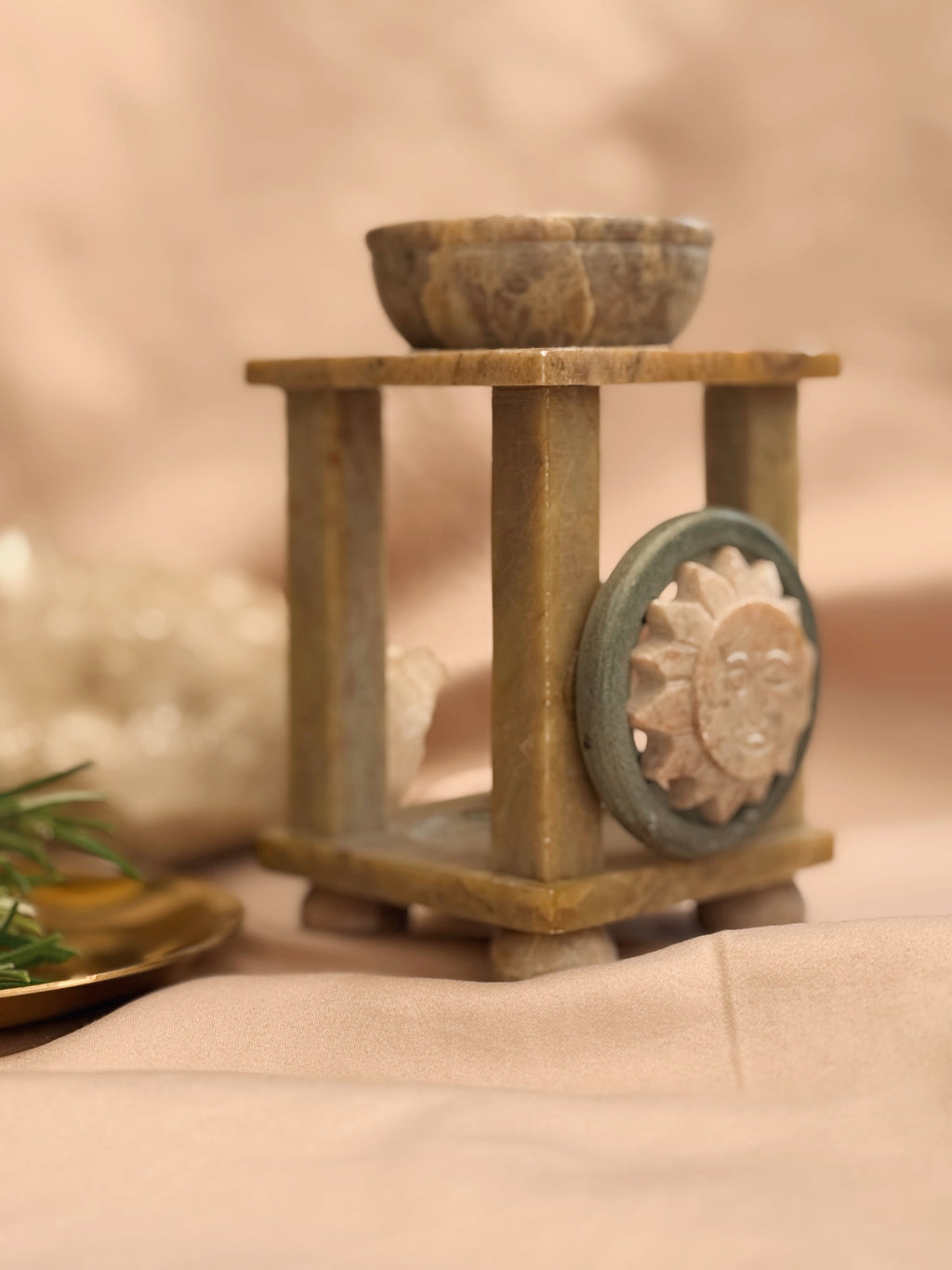 Vintage Sun Onyx Oil Burner