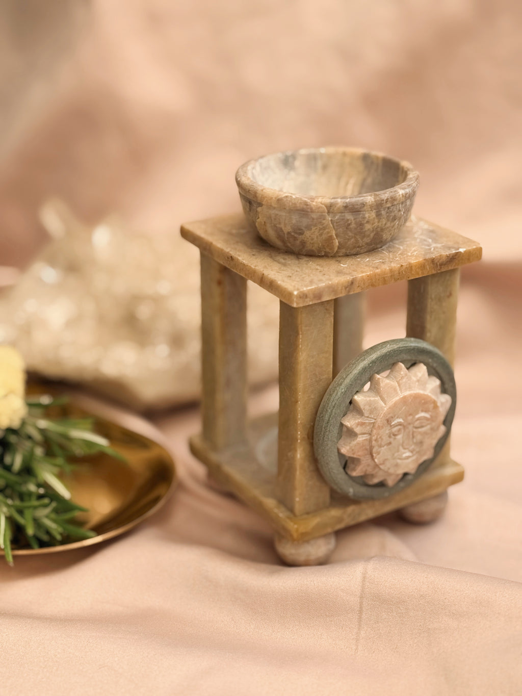 Vintage Sun Onyx Oil Burner