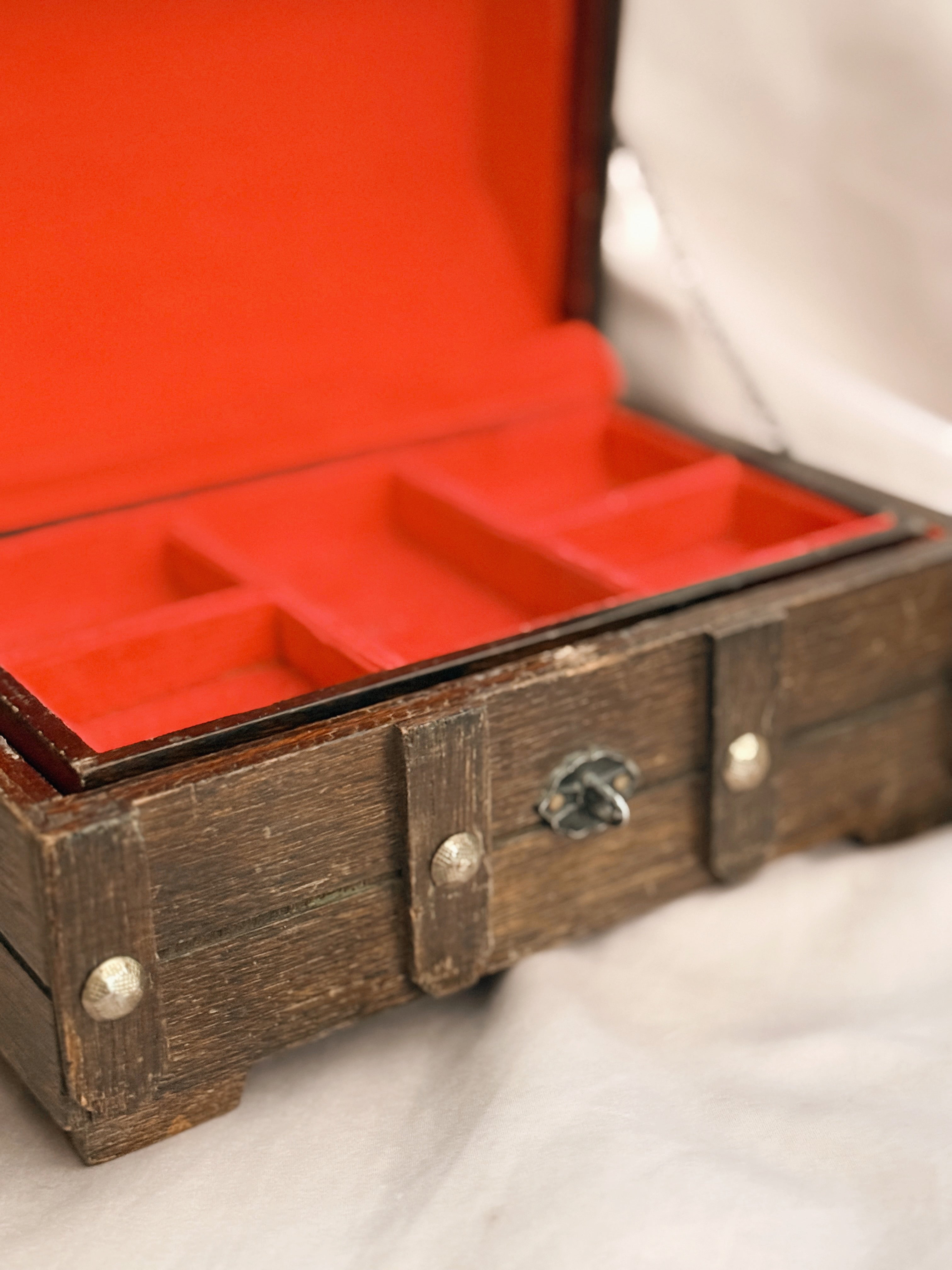Vintage Wood Trunk Jewellery Box