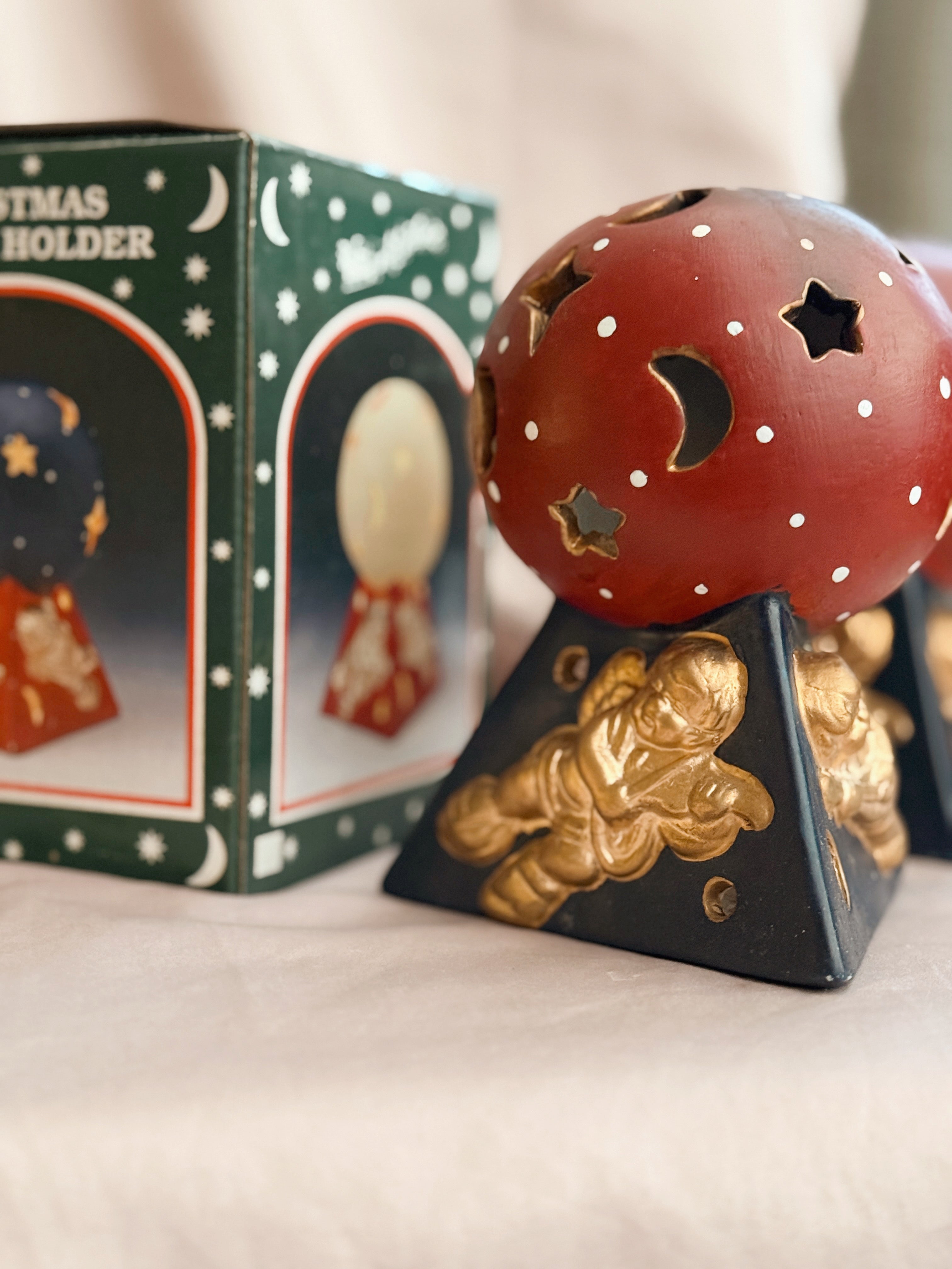 Vintage 90s Christmas Tealight Candle Holder