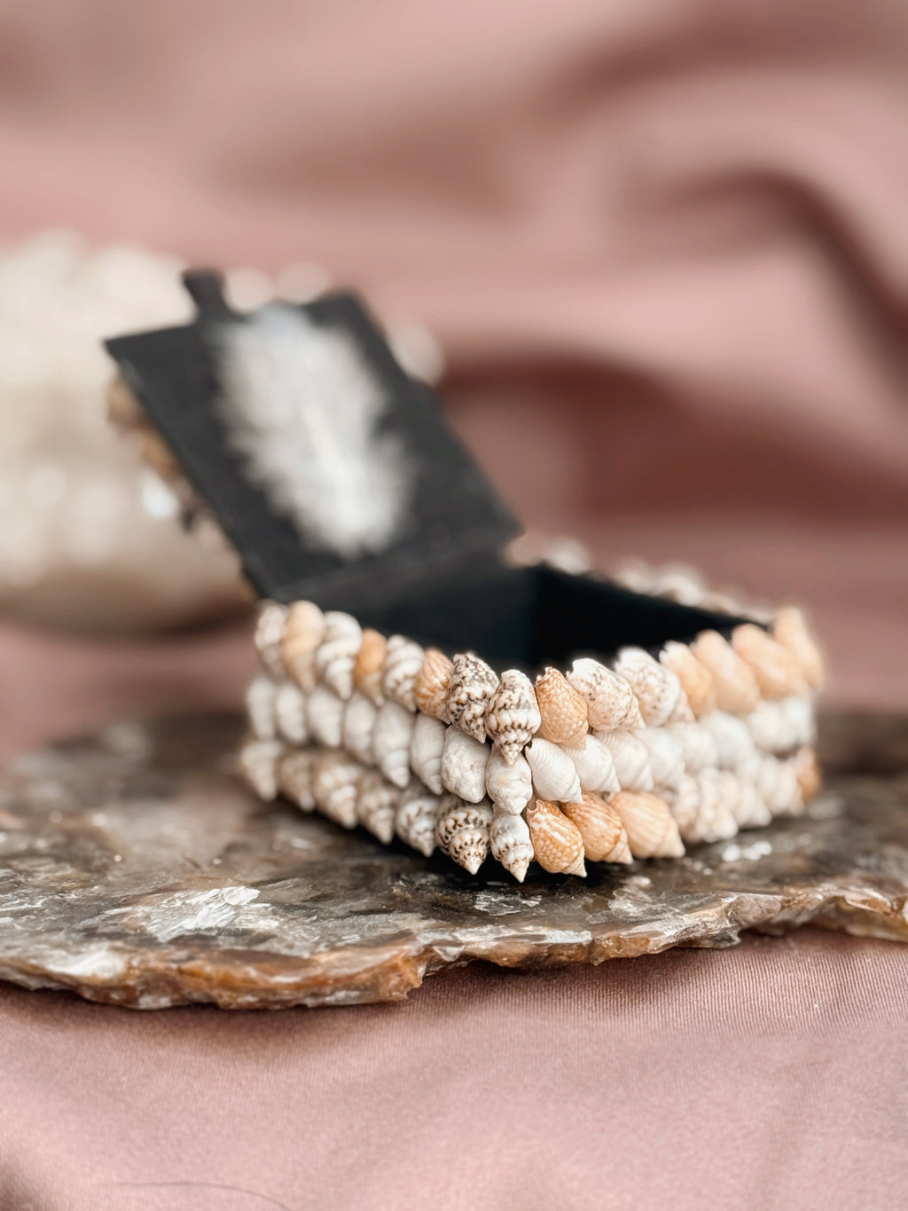 Vintage Mini Shell Trinket Box