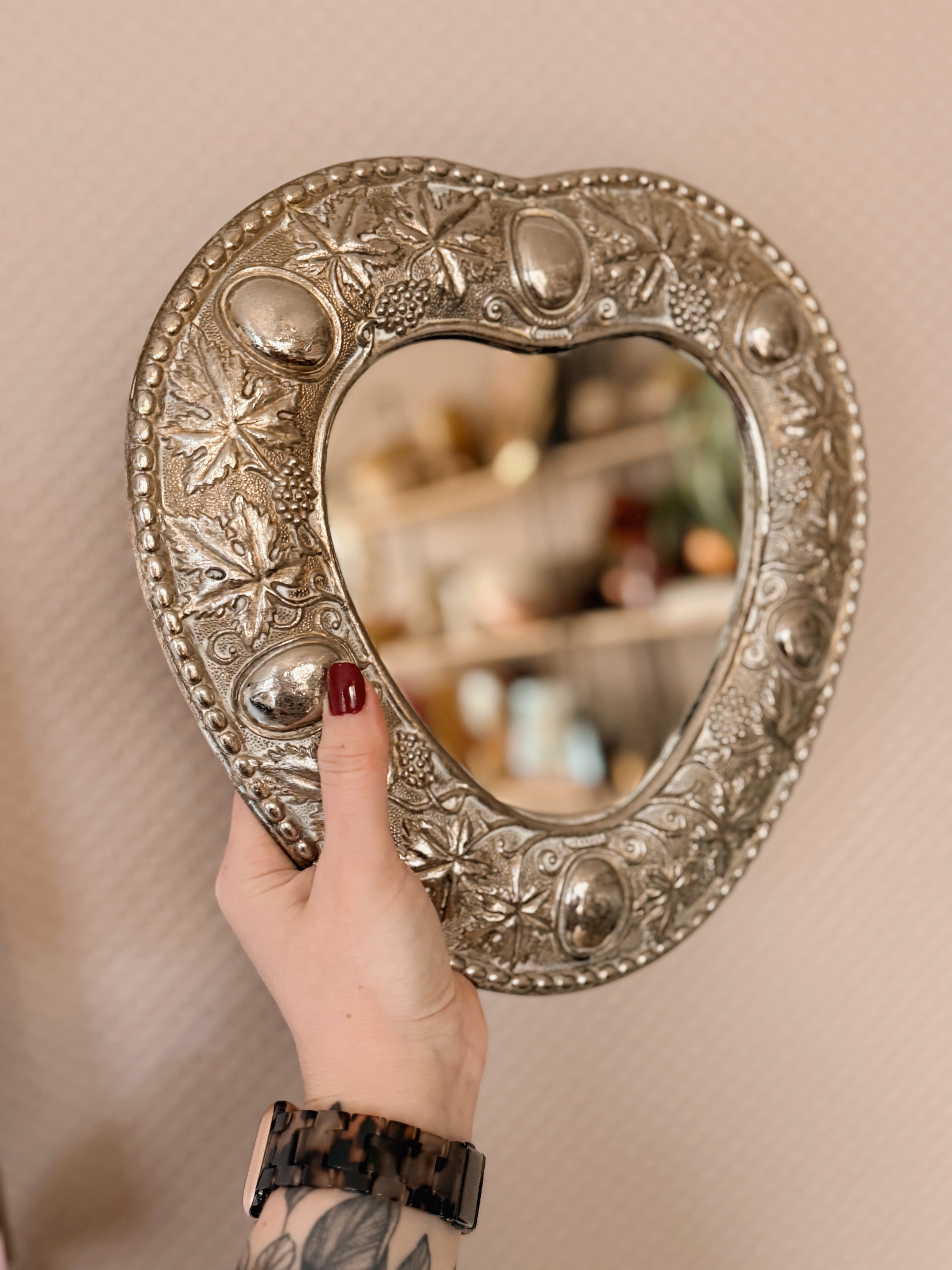 Vintage Heart Shaped Mirror (UK ONLY)