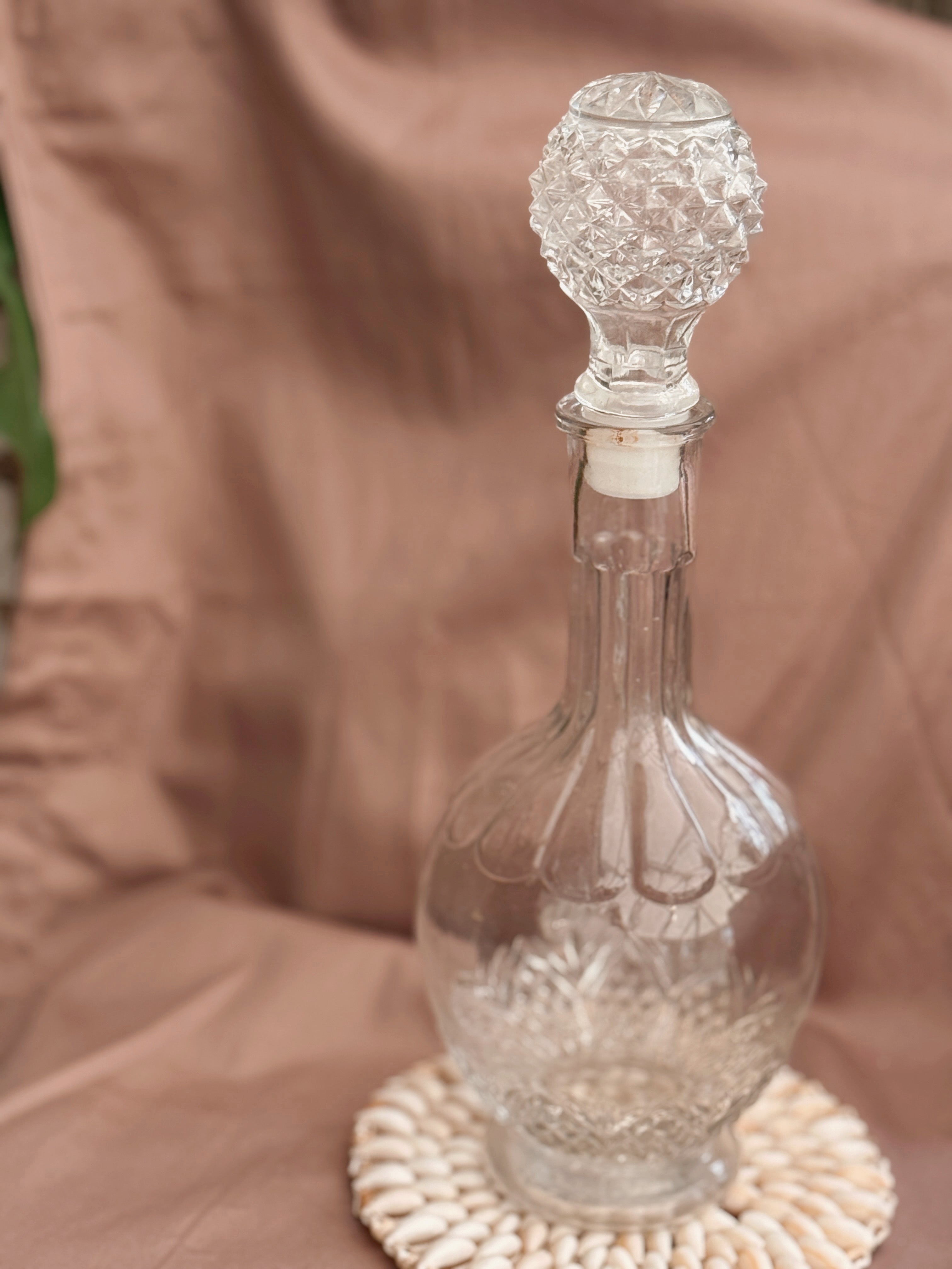 Vintage Glass Large Decanter (UK ONLY)
