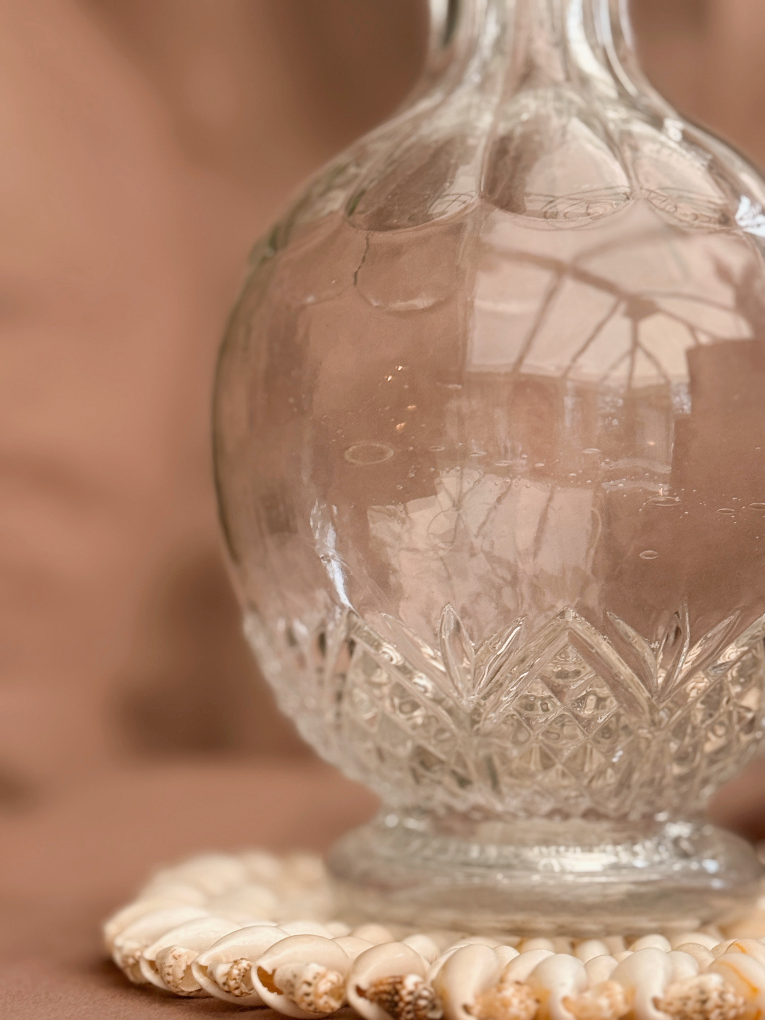 Vintage Glass Large Decanter (UK ONLY)