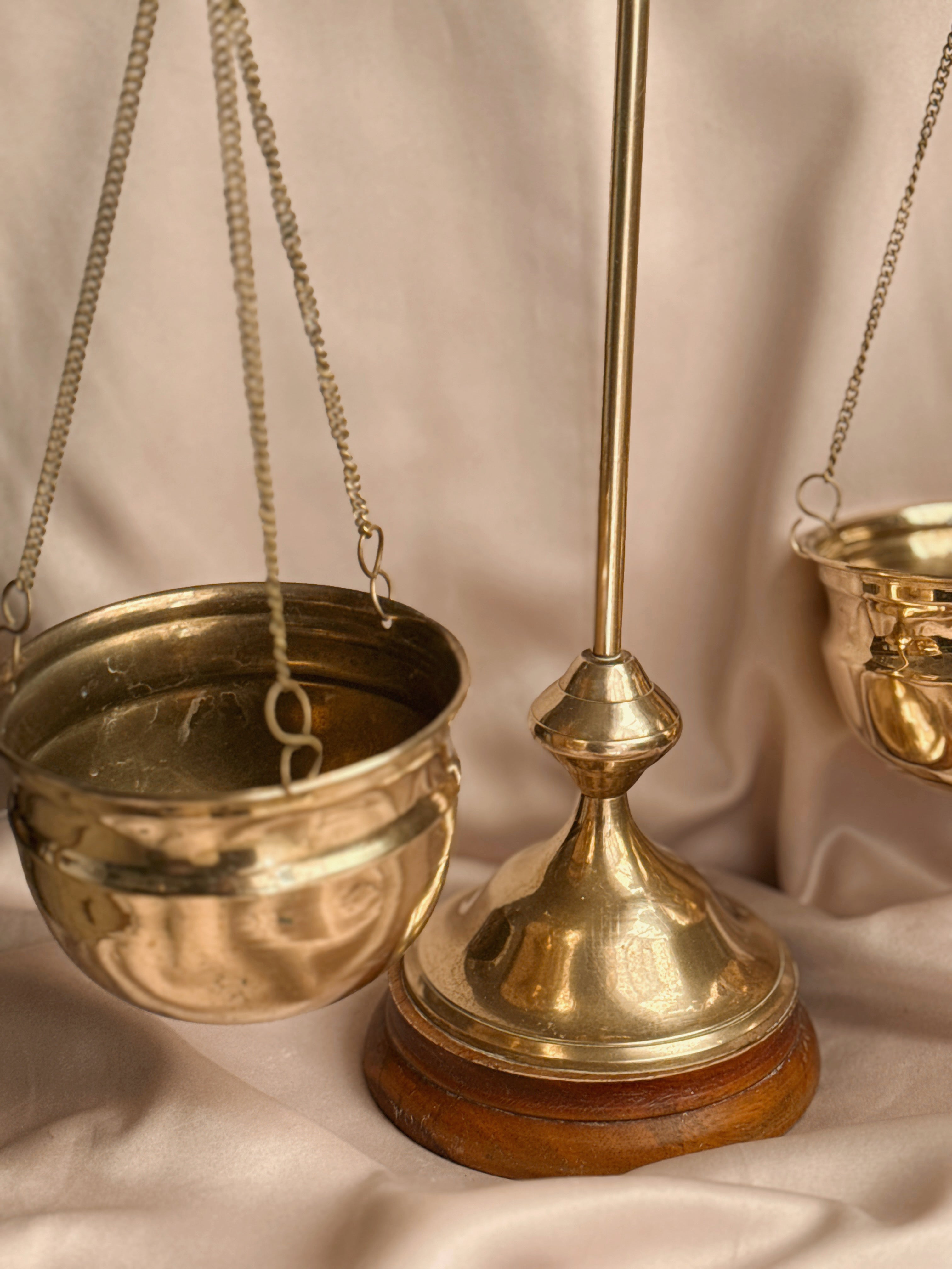 Vintage Large Brass Scales (UK ONLY)