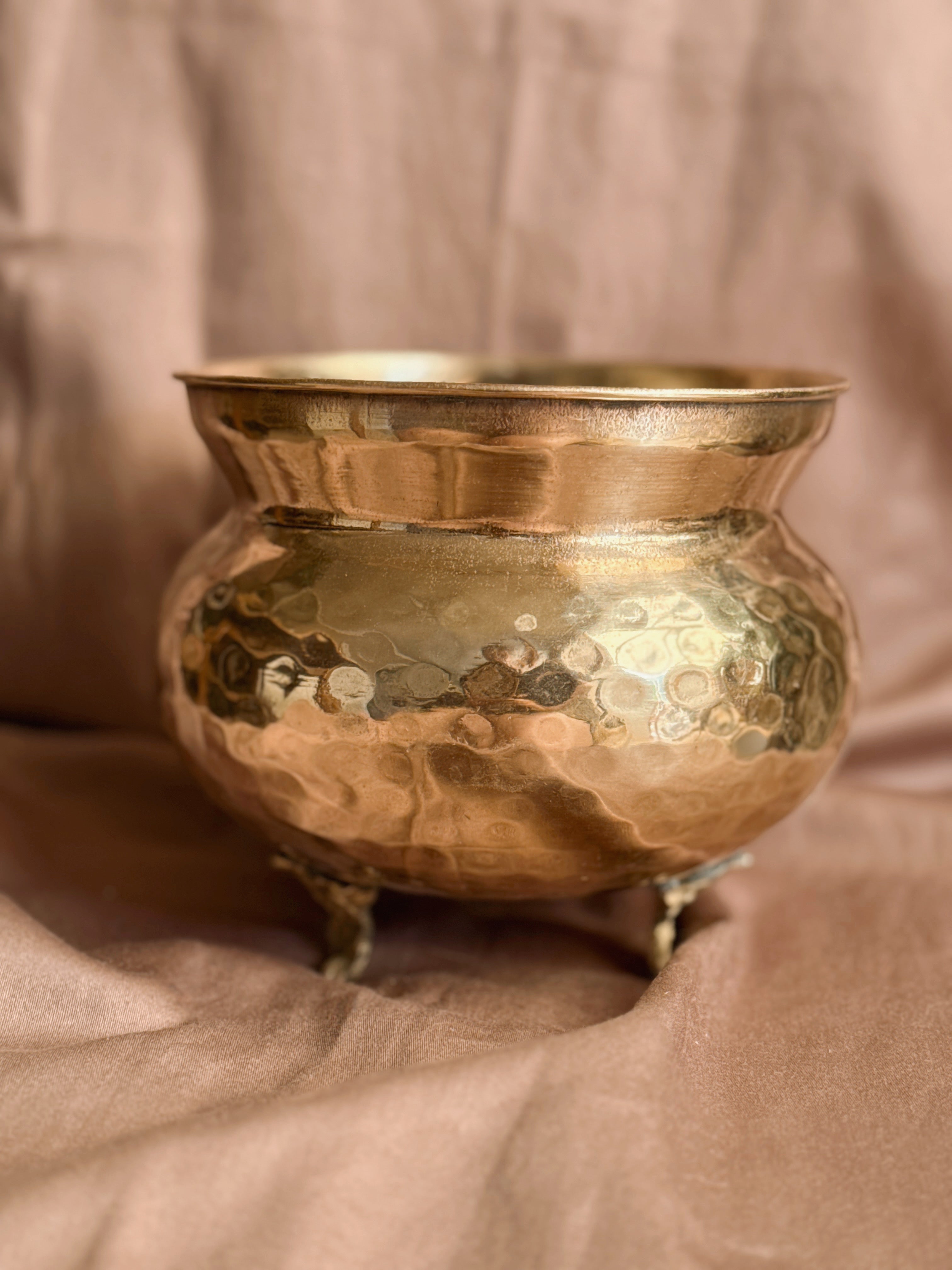 Vintage Hammered Brass Cauldron Pot