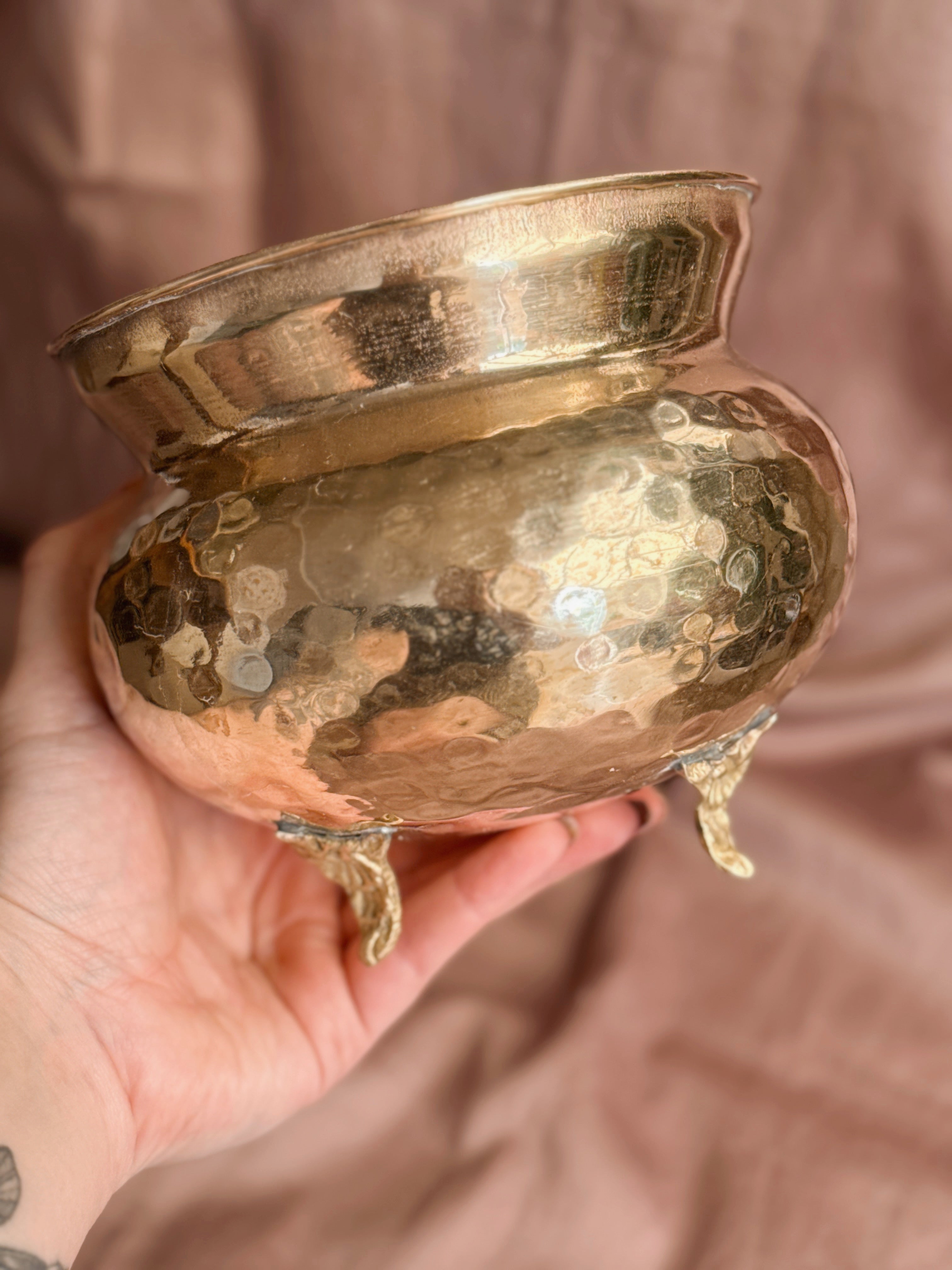 Vintage Hammered Brass Cauldron Pot