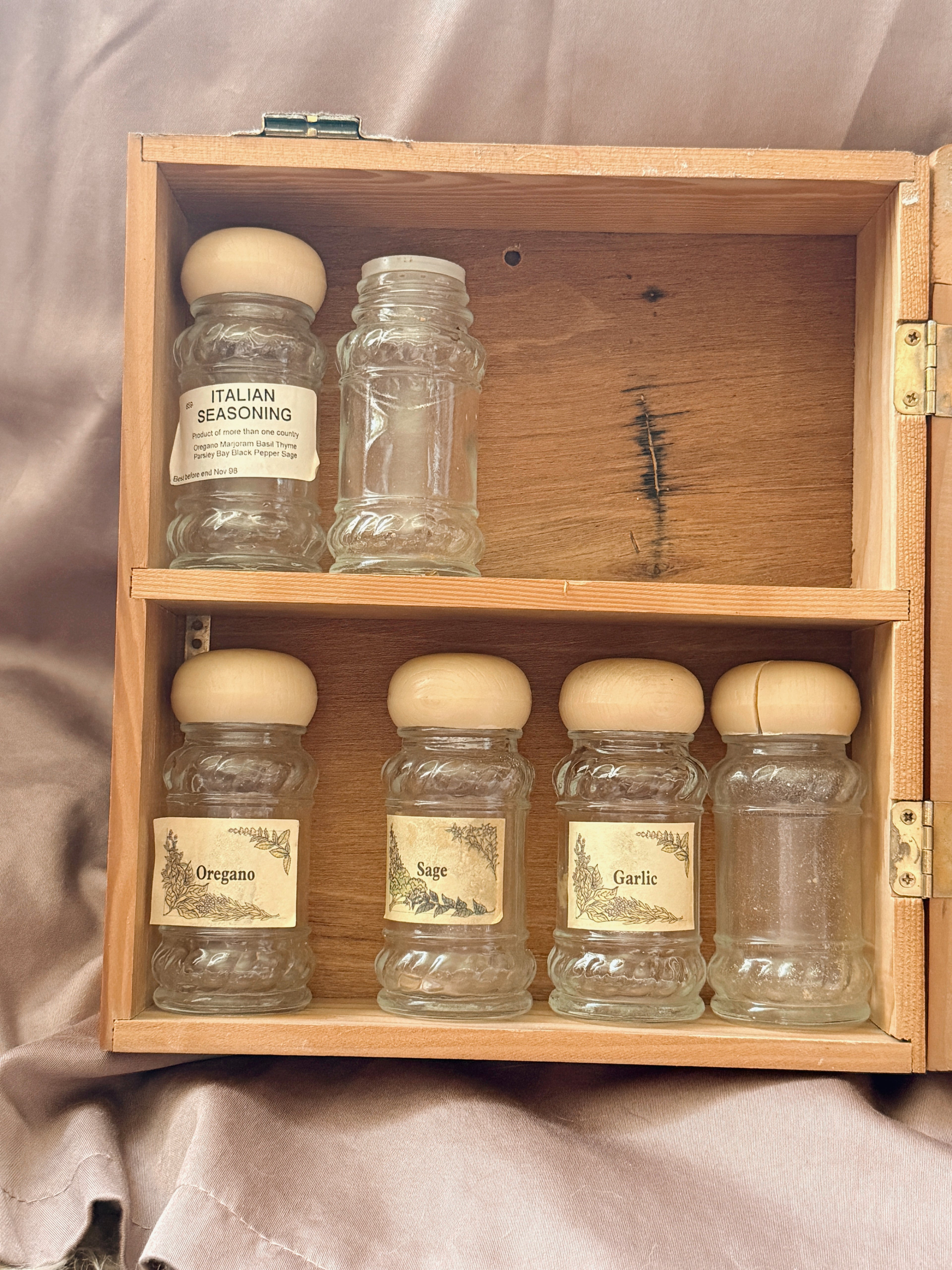 Vintage 1970s Spices Cabinet (UK ONLY)