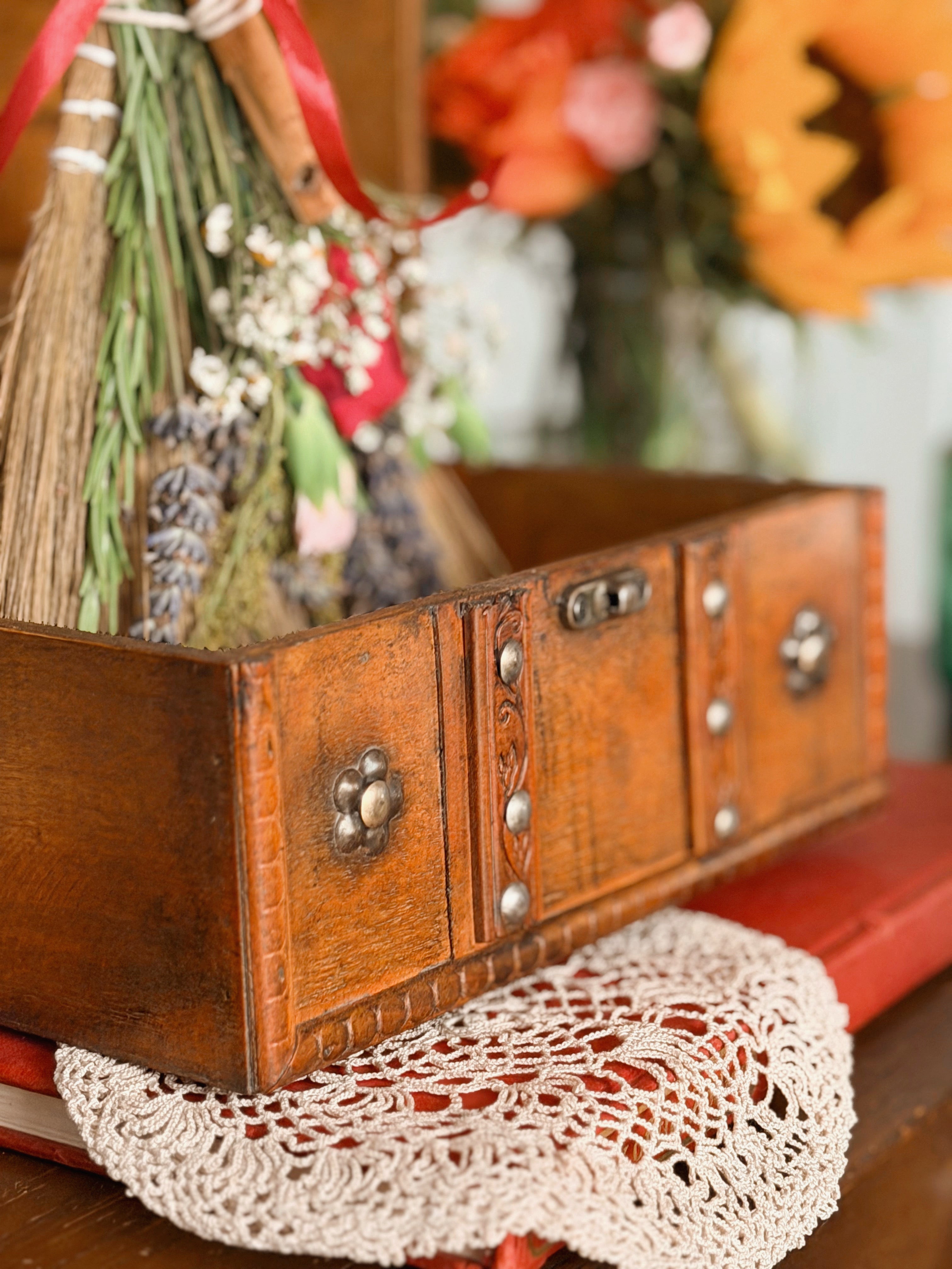 Vintage Wooden Trunk Storage Box (UK ONLY)