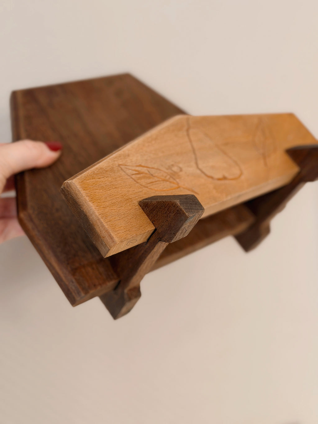 Vintage Wood Book Stand (UK ONLY)