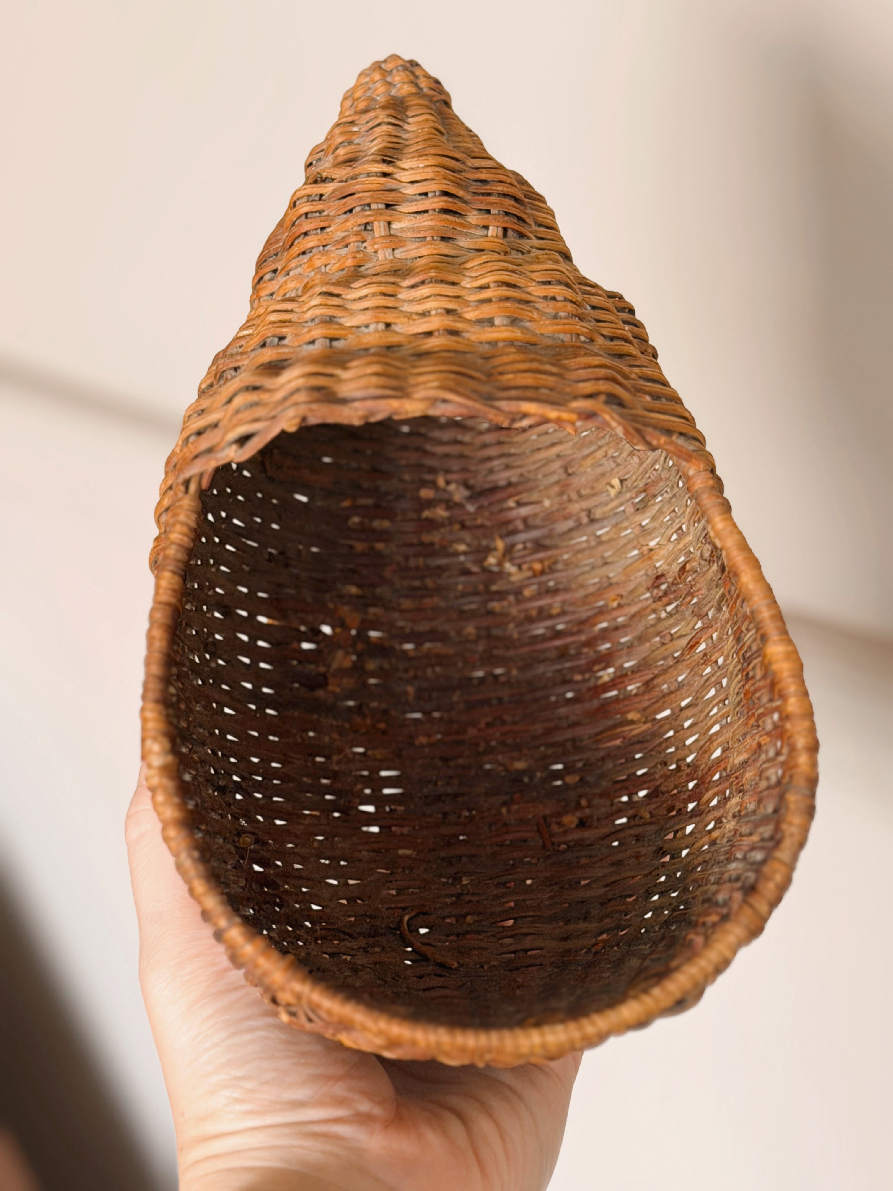 Vintage Wicker Shell Basket