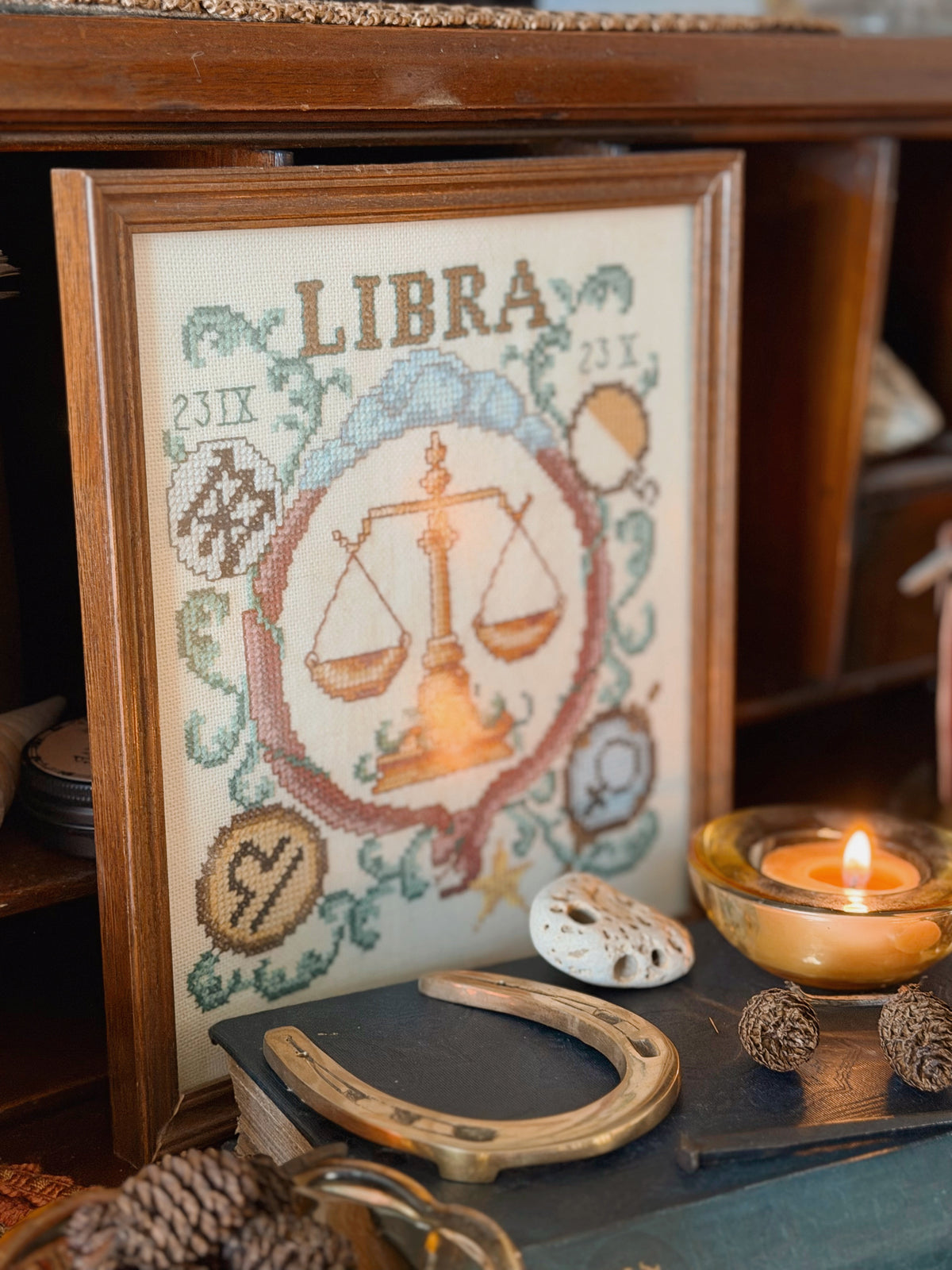 Vintage Libra Cross-stitch Embroidery