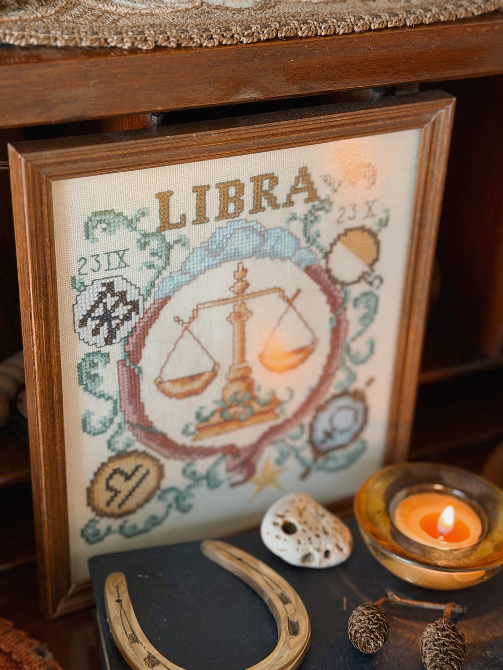 Vintage Libra Cross-stitch Embroidery