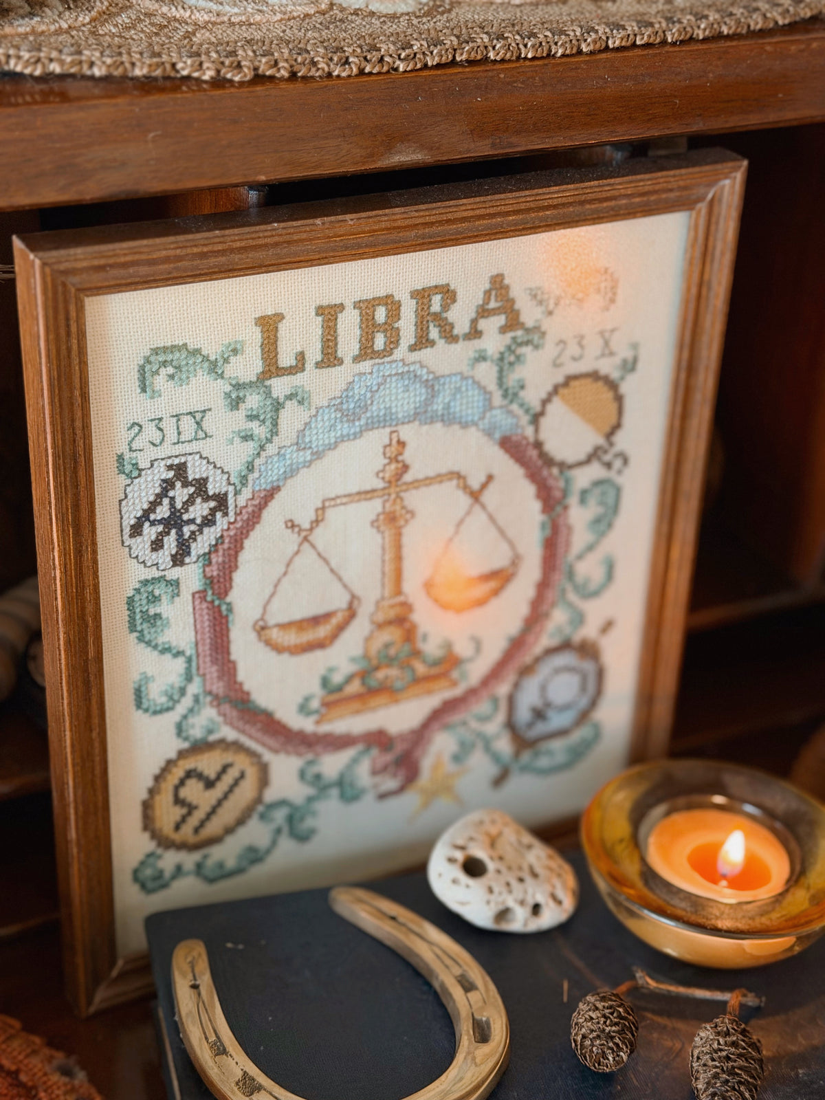 Vintage Libra Cross-stitch Embroidery