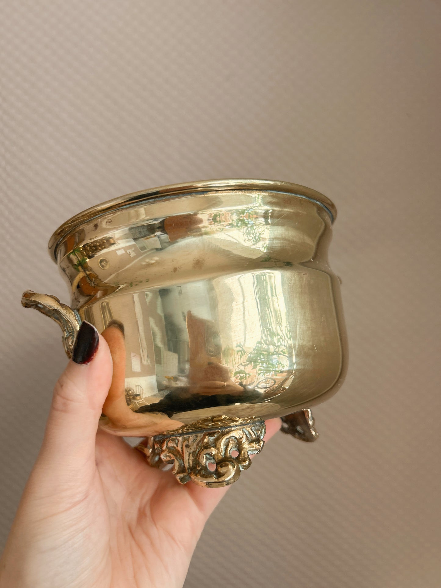 Vintage Brass Cauldron No.8