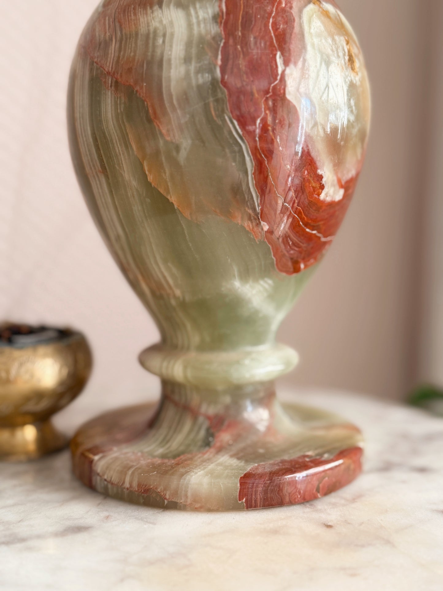 Vintage Large Onyx Vase (UK ONLY)